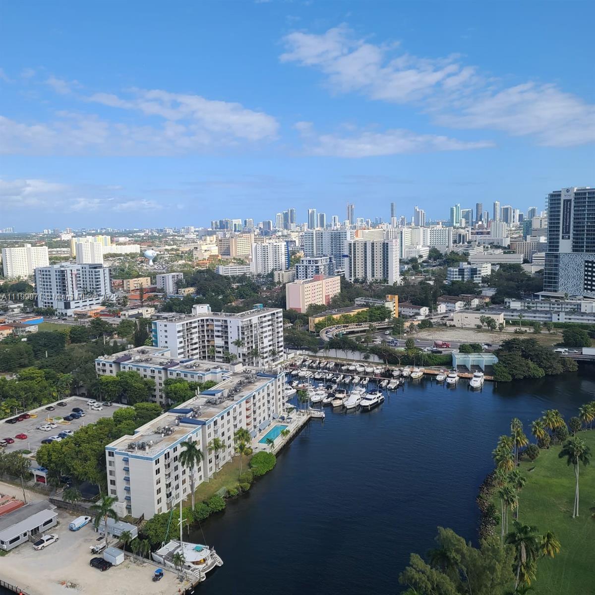 TERRAZAS RIVERPARK VILLAG - Residential