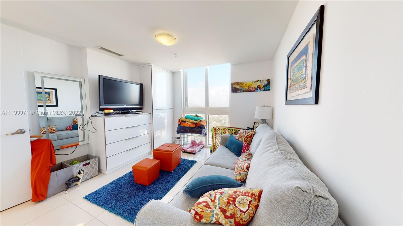 TERRAZAS RIVERPARK VILLAG - Residential