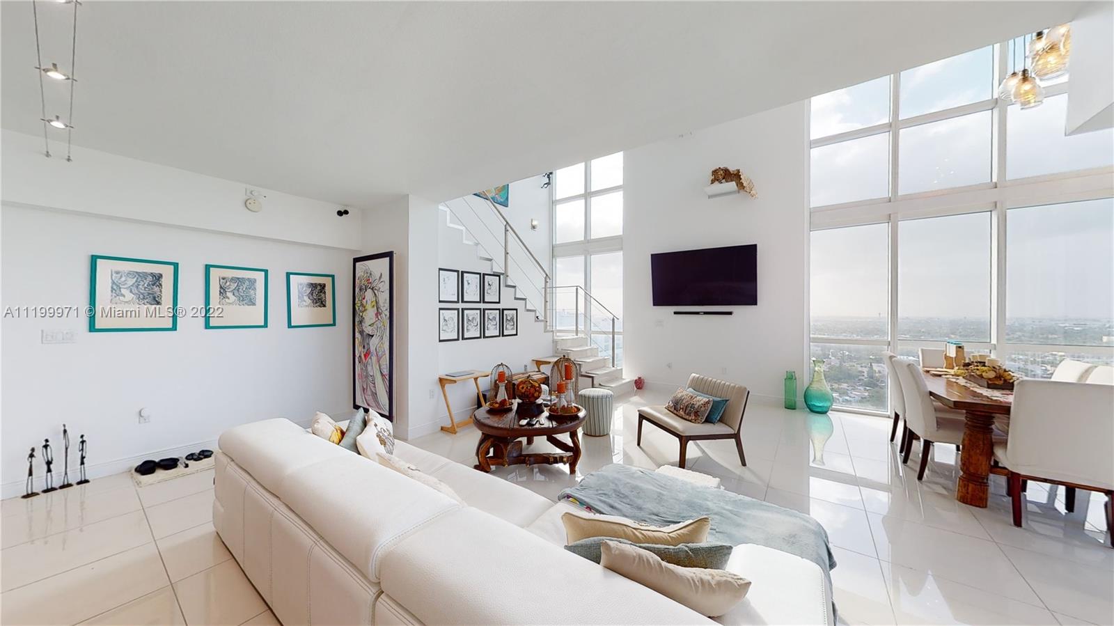 TERRAZAS RIVERPARK VILLAG - Residential