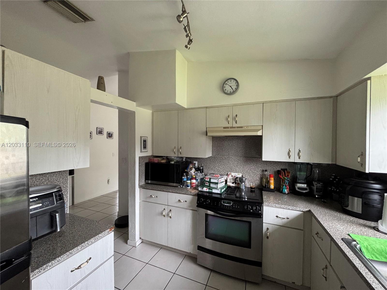 FAIRWAY ESTATES SEC 7 - Residential