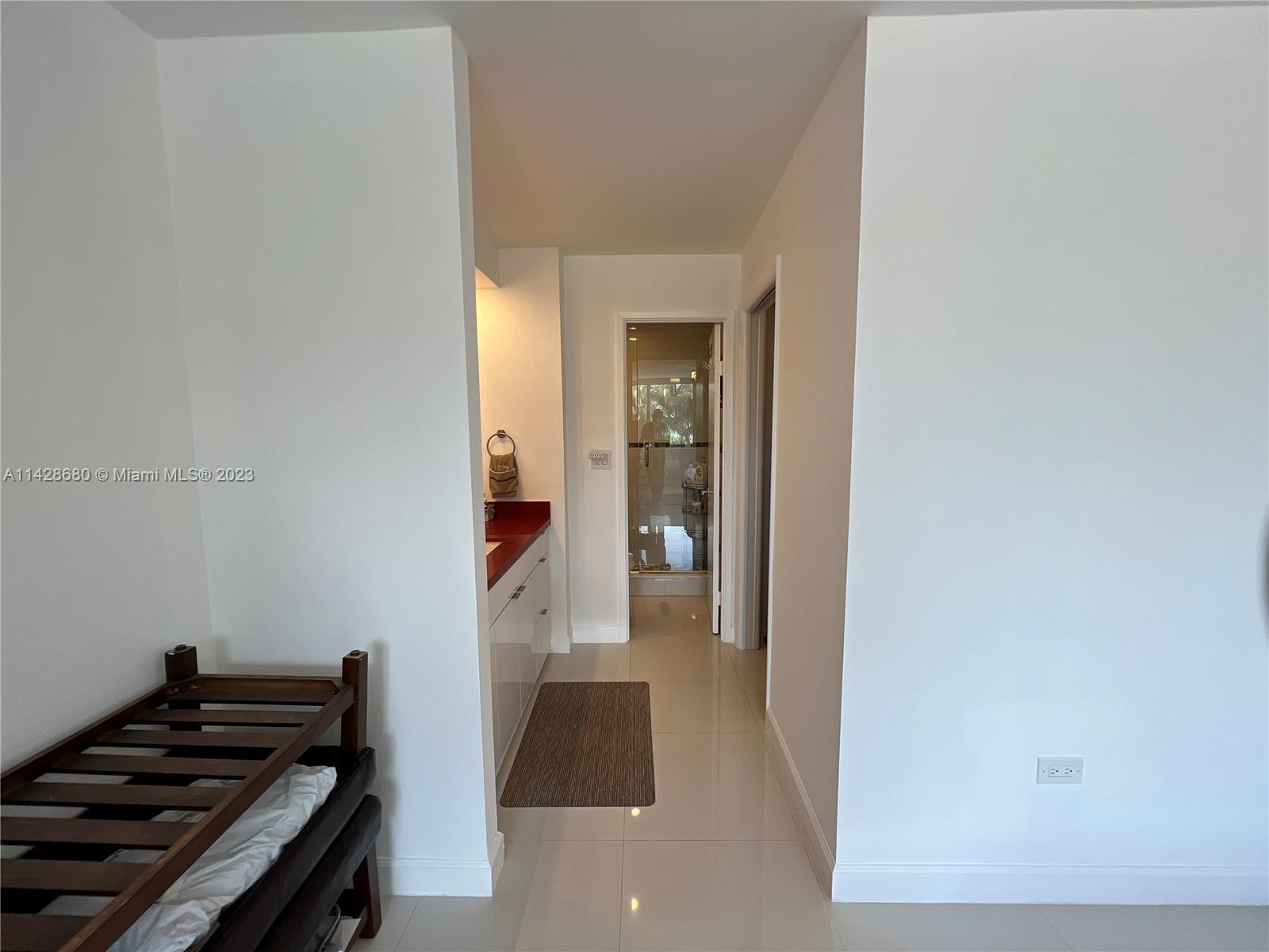 BURLEIGH HOUSE CONDO - Residential Lease
