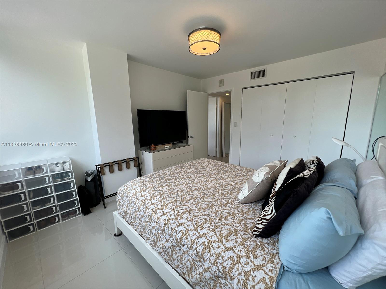 BURLEIGH HOUSE CONDO - Residential Lease