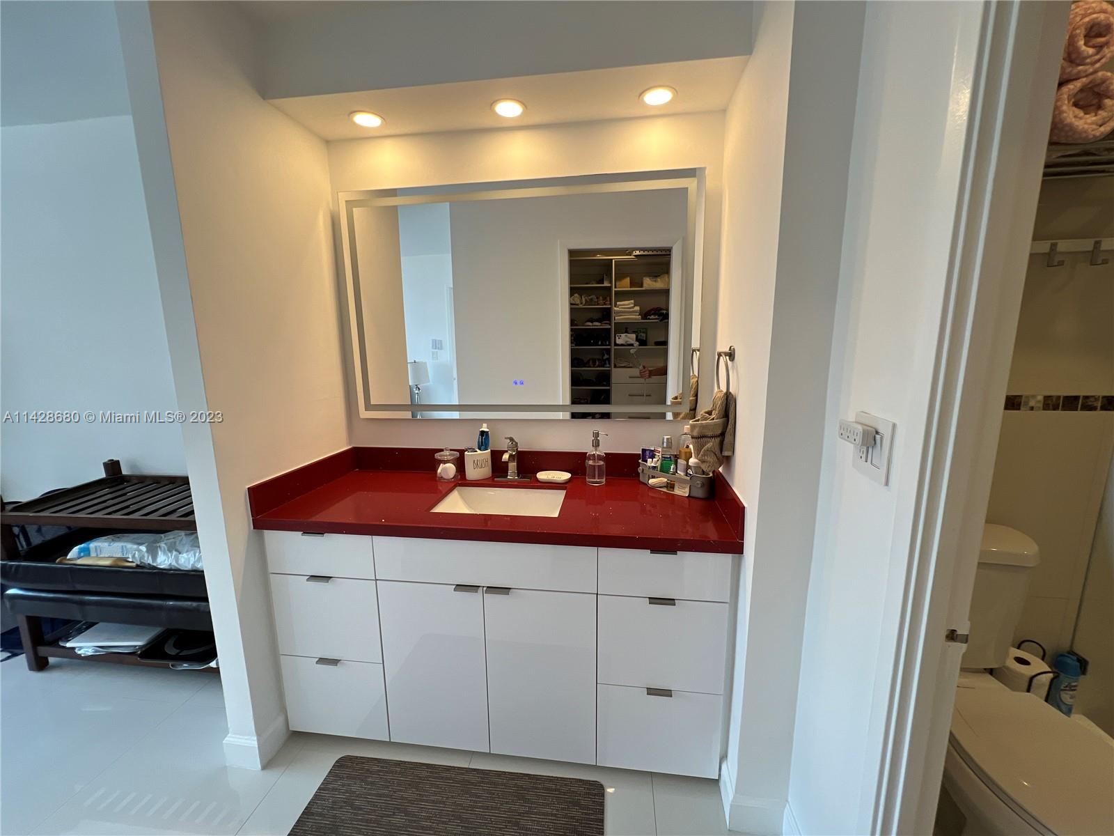 BURLEIGH HOUSE CONDO - Residential Lease
