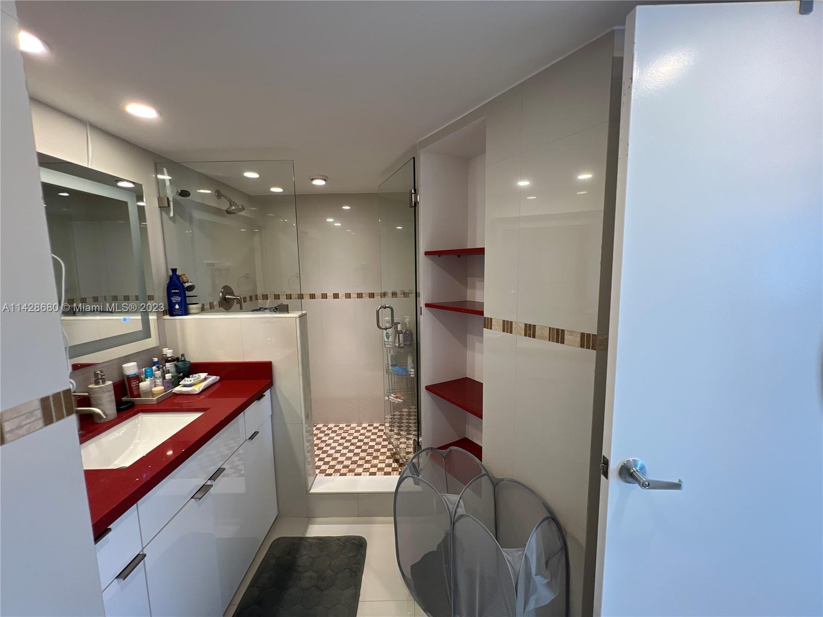 BURLEIGH HOUSE CONDO - Residential Lease