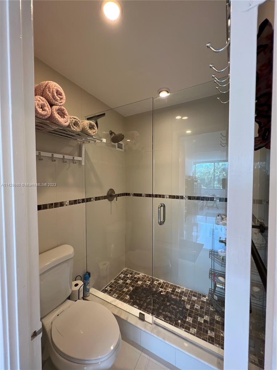BURLEIGH HOUSE CONDO - Residential Lease