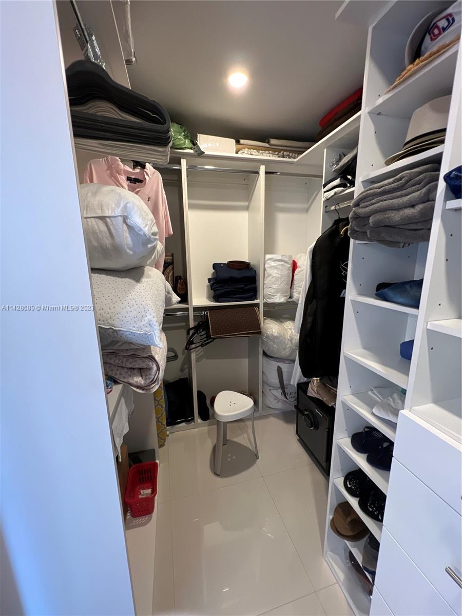 BURLEIGH HOUSE CONDO - Residential Lease