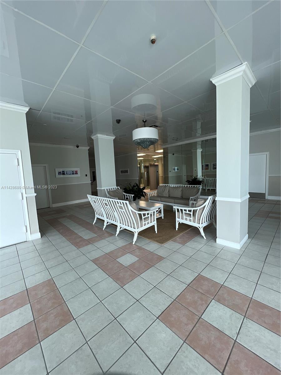 BURLEIGH HOUSE CONDO - Residential Lease