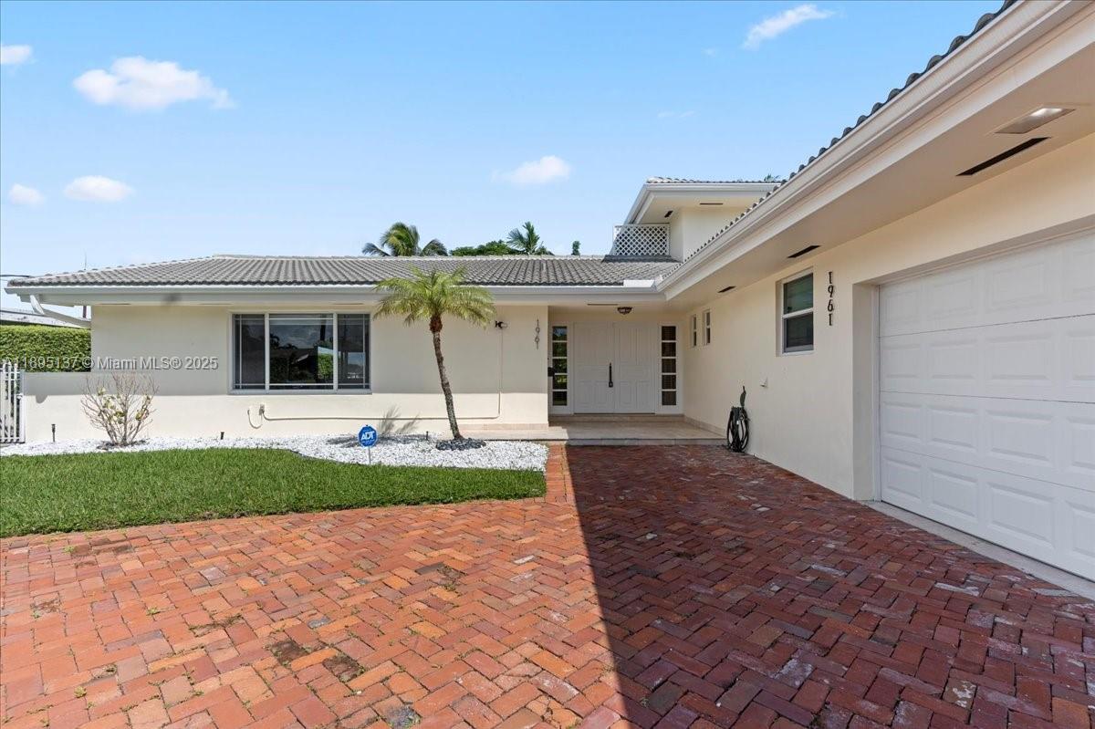 GREYKNOLL ESTATES - Residential