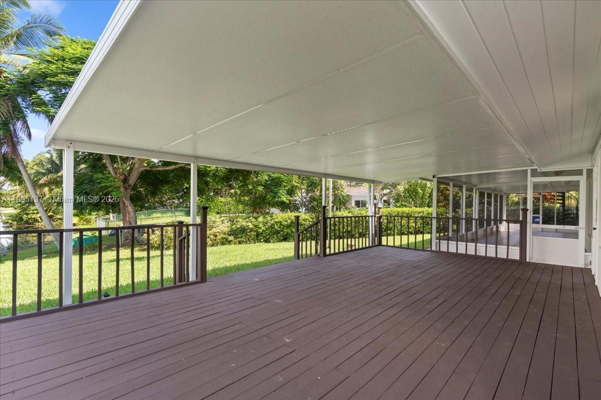 GREYKNOLL ESTATES - Residential
