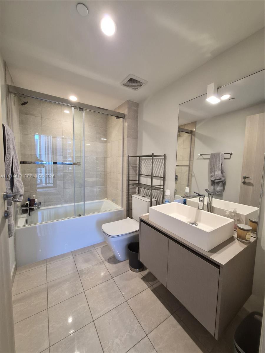 BRICKELL FLATIRON CONDO - Residential