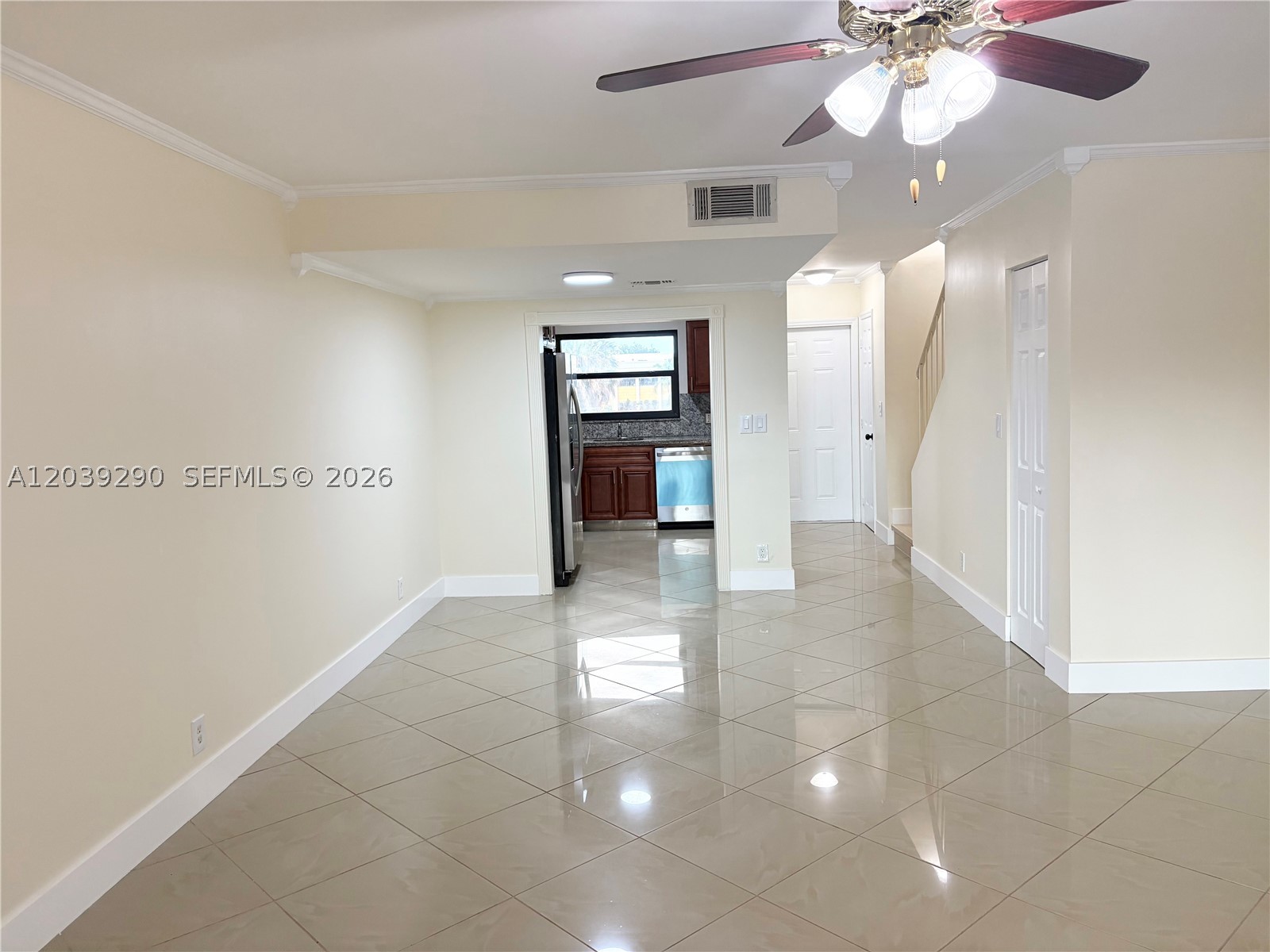 WESTVIEW CONDOMINIUM NO T - Residential Lease