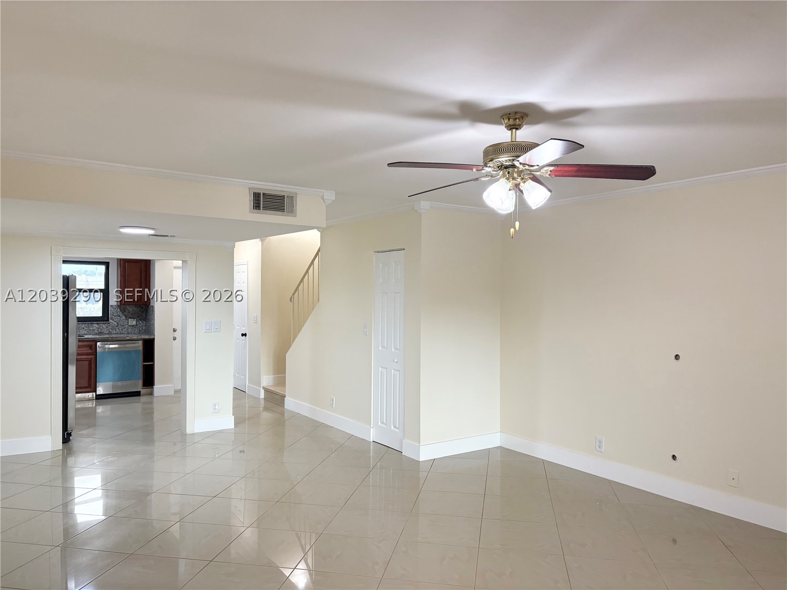 WESTVIEW CONDOMINIUM NO T - Residential Lease