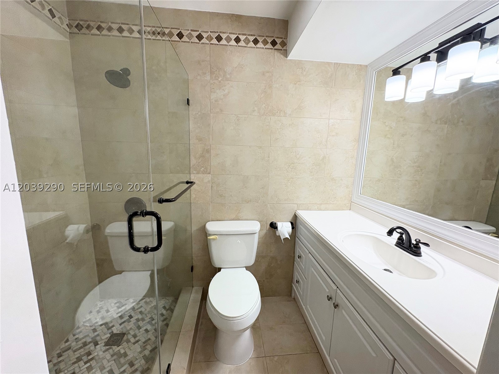 WESTVIEW CONDOMINIUM NO T - Residential Lease