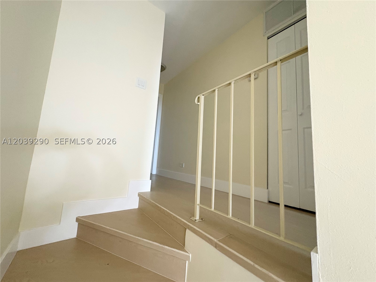 WESTVIEW CONDOMINIUM NO T - Residential Lease