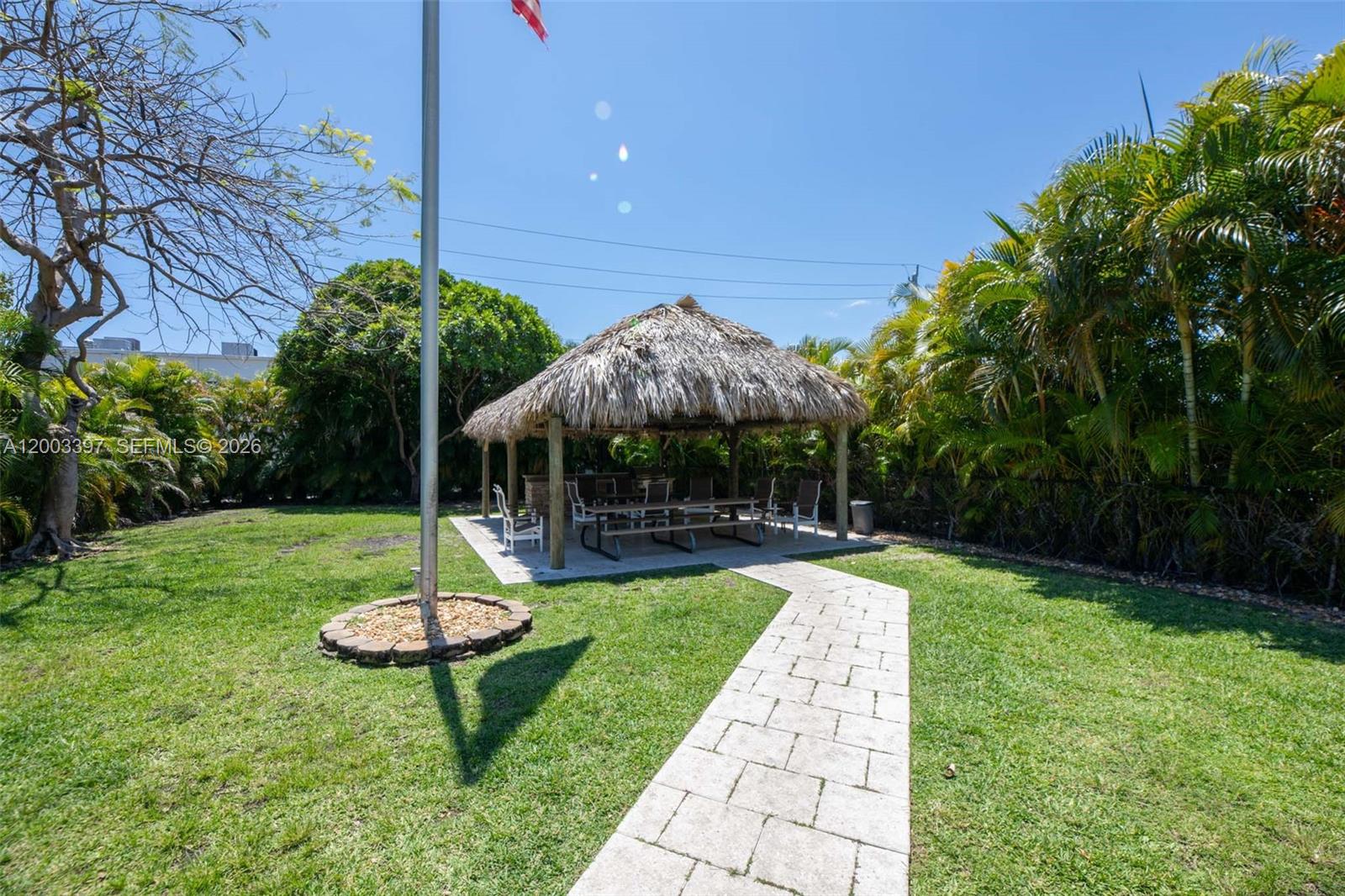 CYPRESS CHASE CONDO NO 2 - Residential