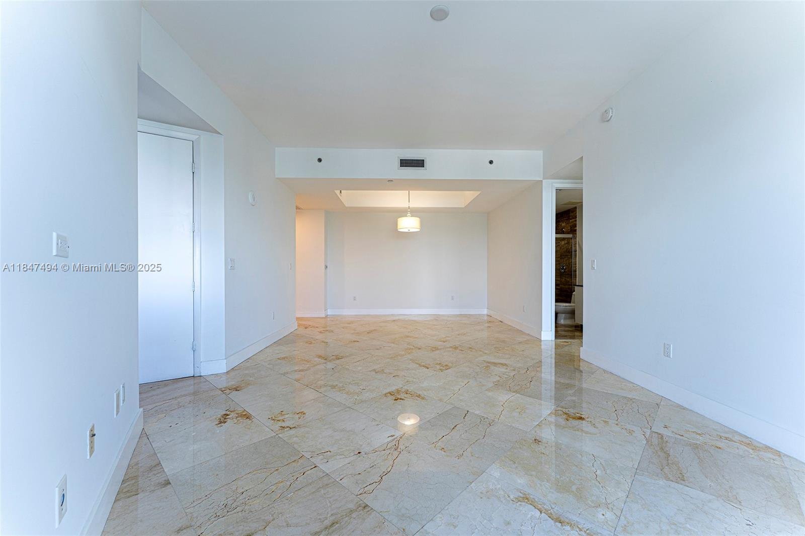 TDR TOWER II CONDO - Residential Lease