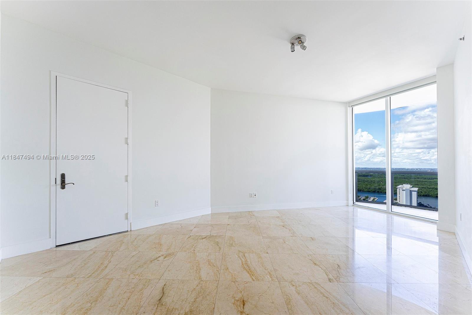 TDR TOWER II CONDO - Residential Lease