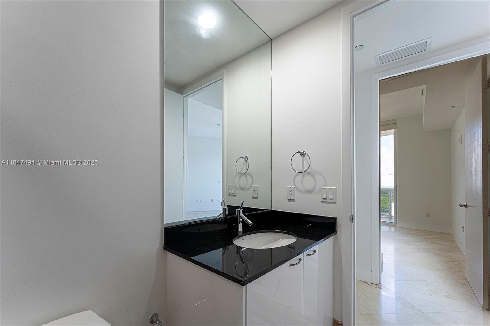 TDR TOWER II CONDO - Residential Lease