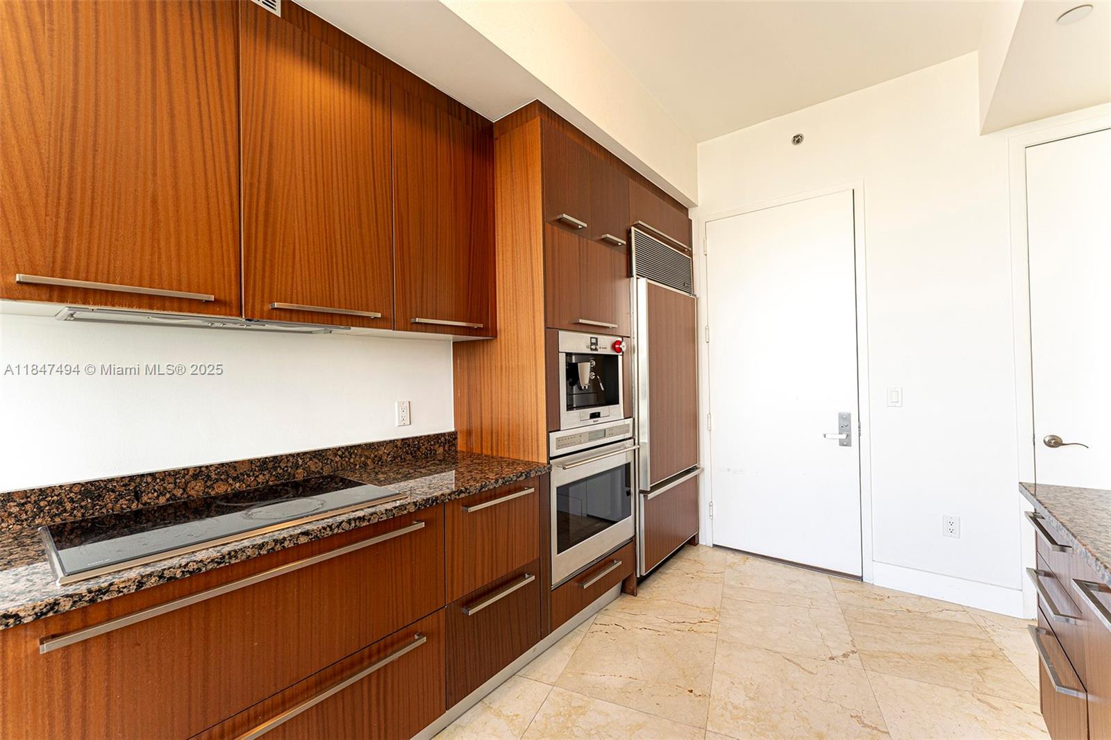 TDR TOWER II CONDO - Residential Lease