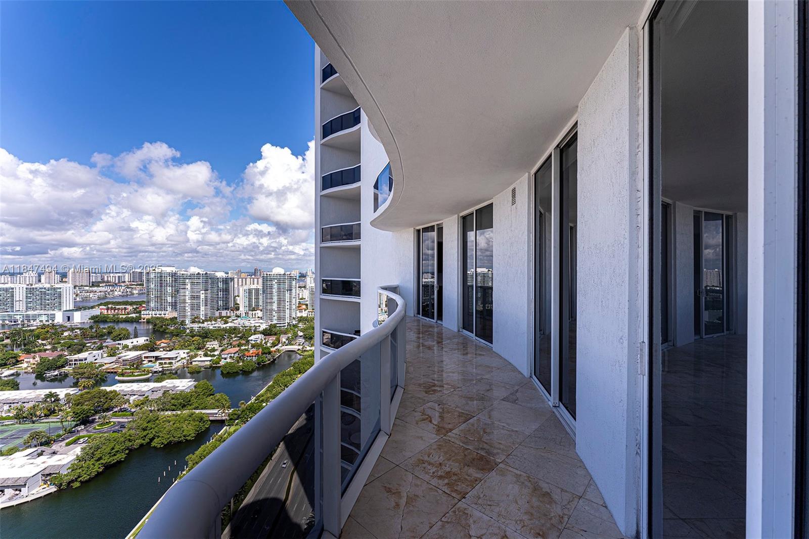 TDR TOWER II CONDO - Residential Lease