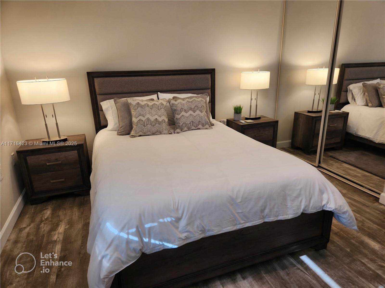 CONDO 8 OF WHITEHALL COND - Residential