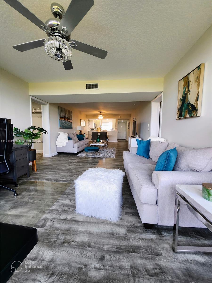 CONDO 8 OF WHITEHALL COND - Residential
