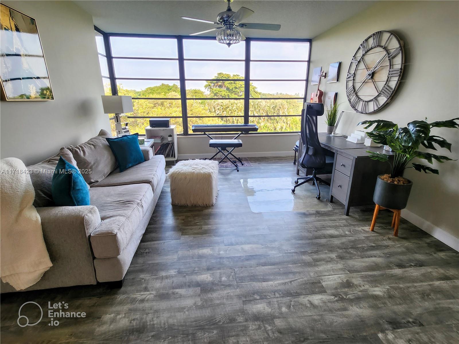 CONDO 8 OF WHITEHALL COND - Residential