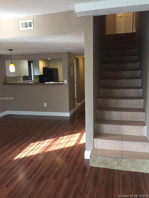 Castle Apts - Residential Lease
