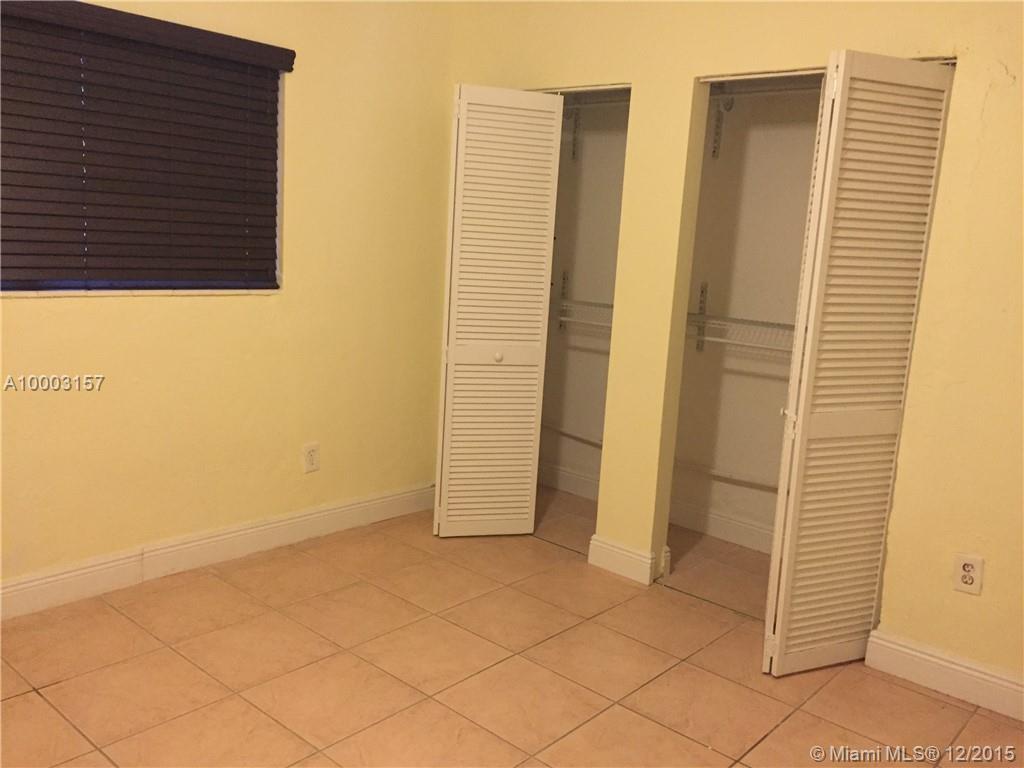 Castle Apts - Residential Lease