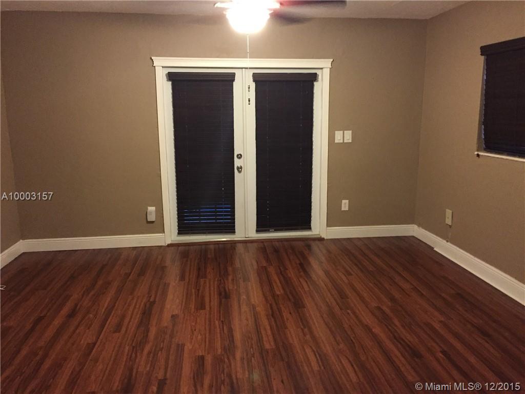 Castle Apts - Residential Lease