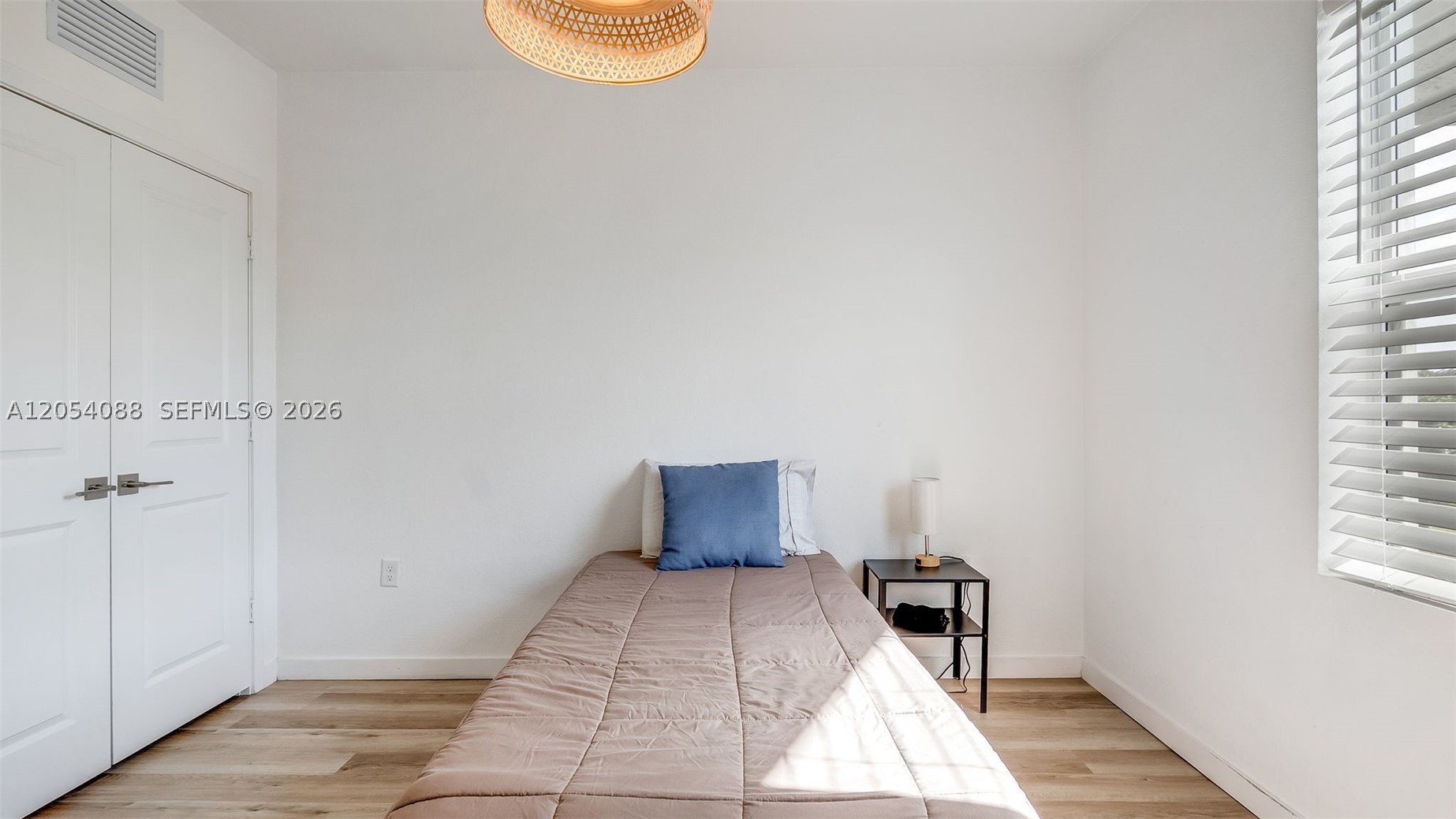 HAMILTON PLACE - Residential
