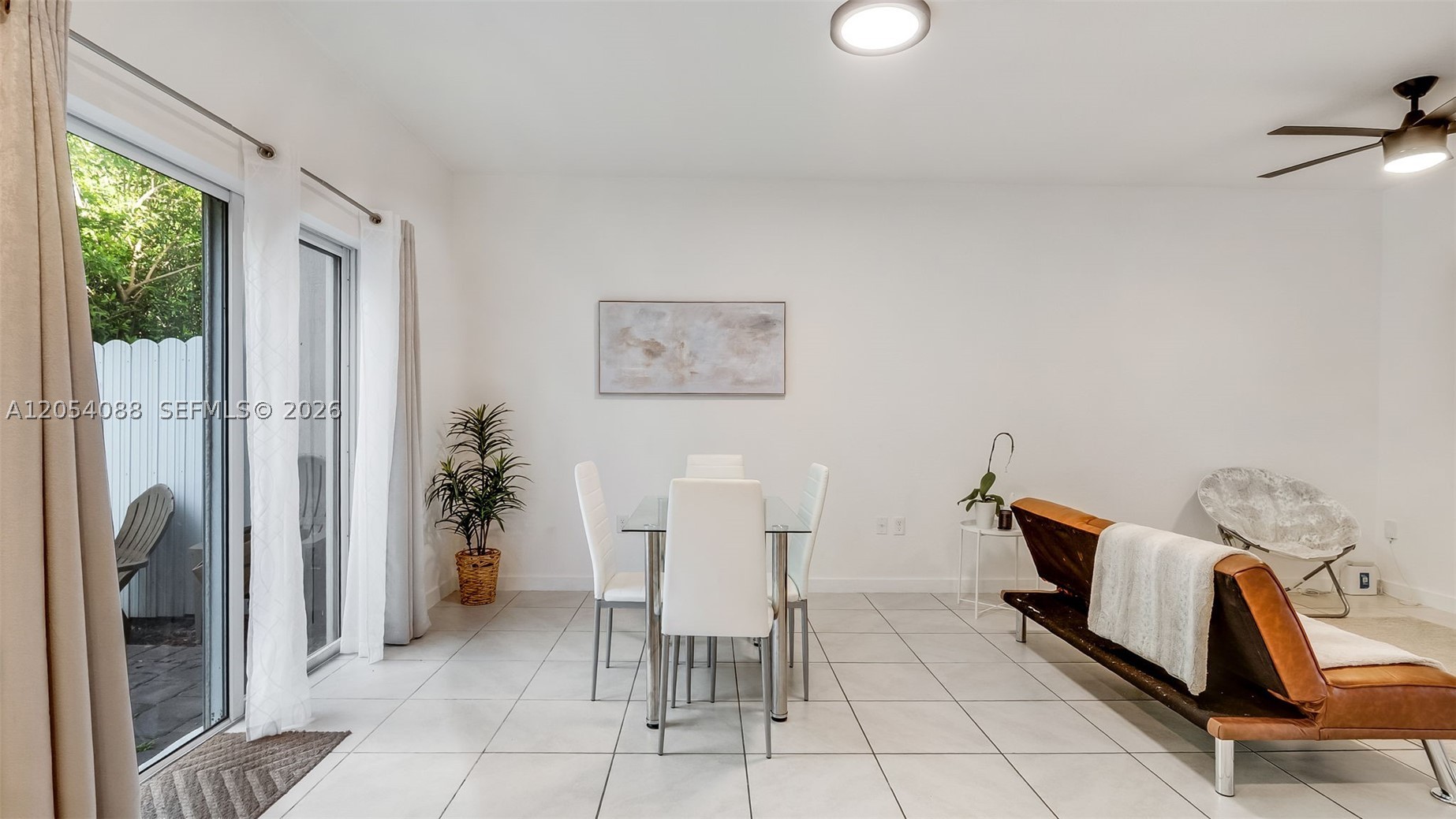 HAMILTON PLACE - Residential