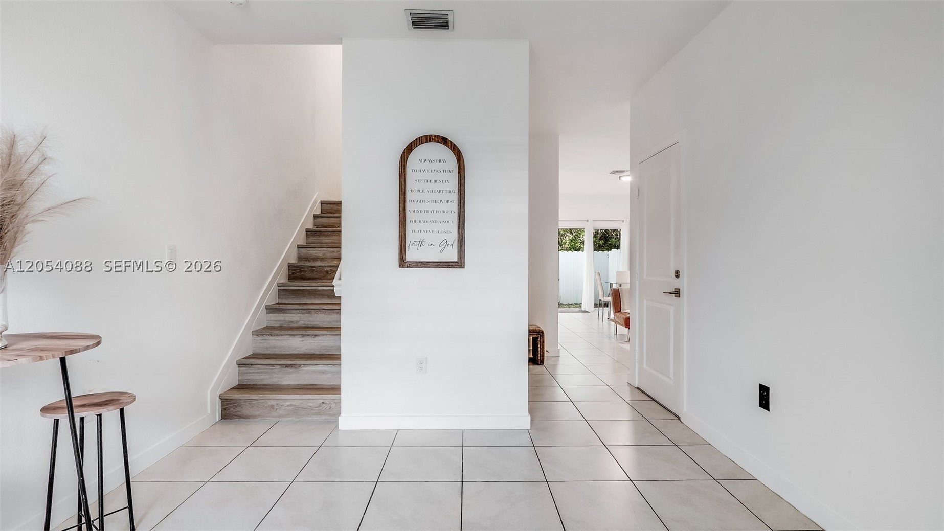 HAMILTON PLACE - Residential