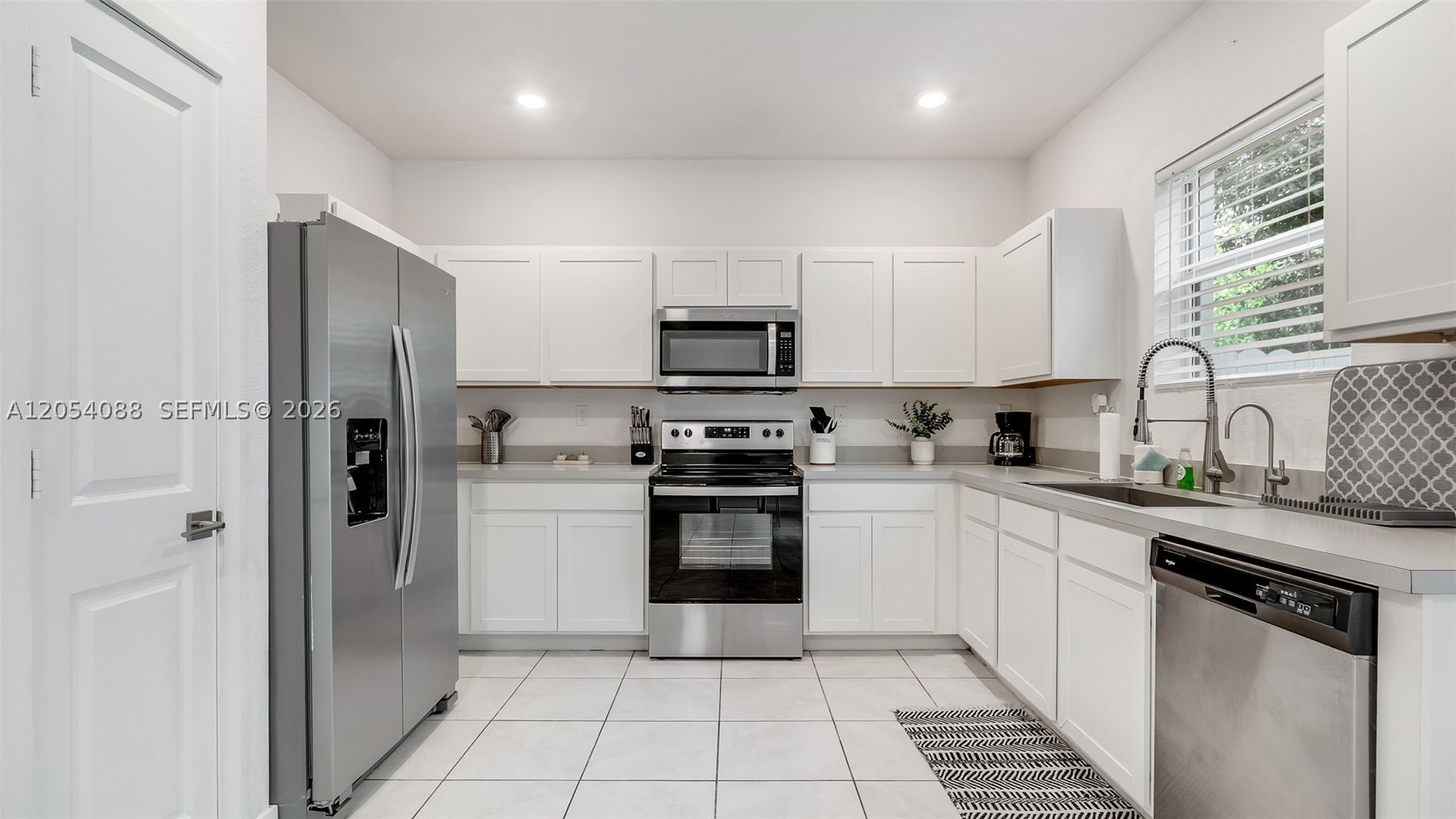 HAMILTON PLACE - Residential