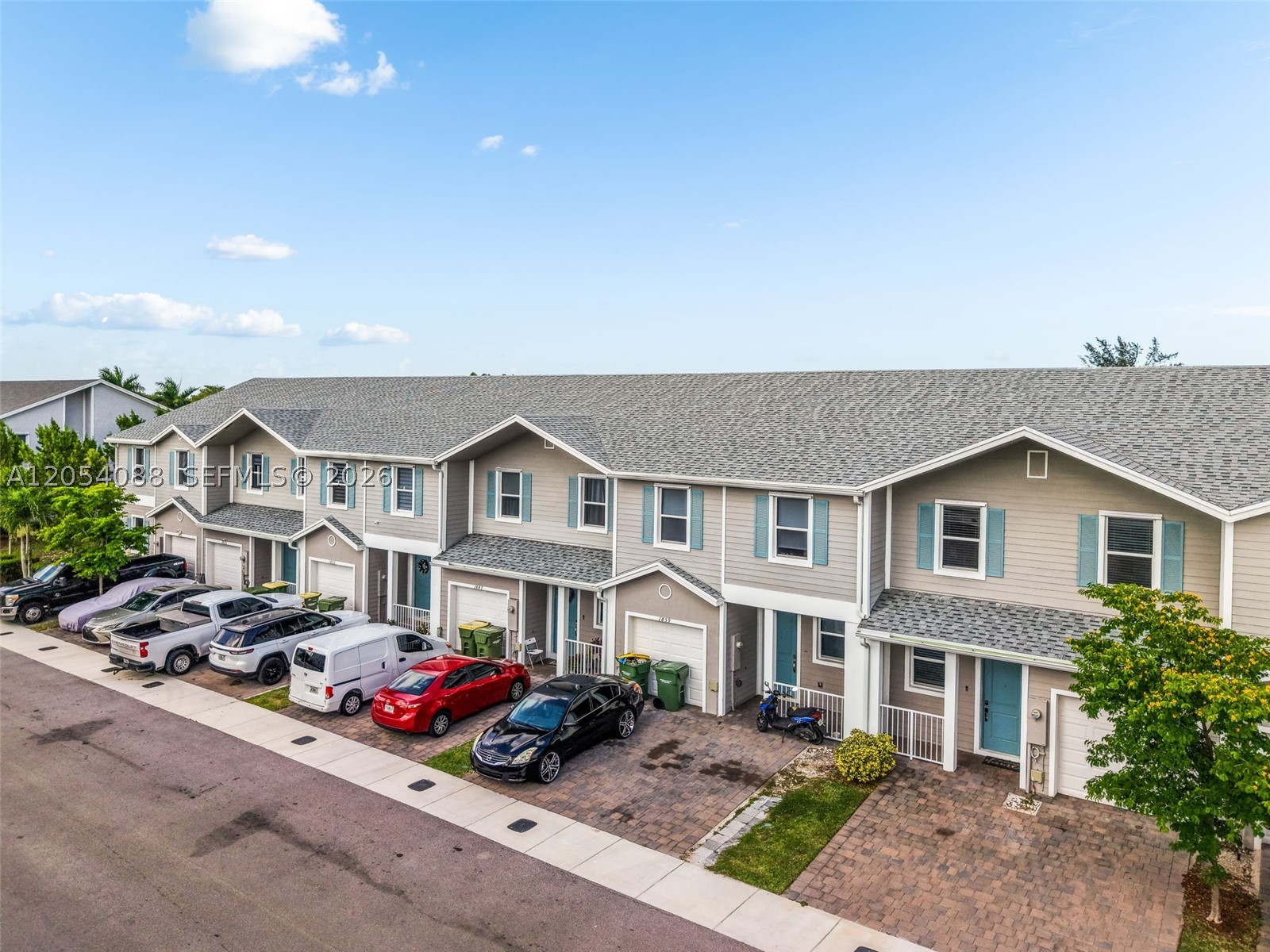 HAMILTON PLACE - Residential