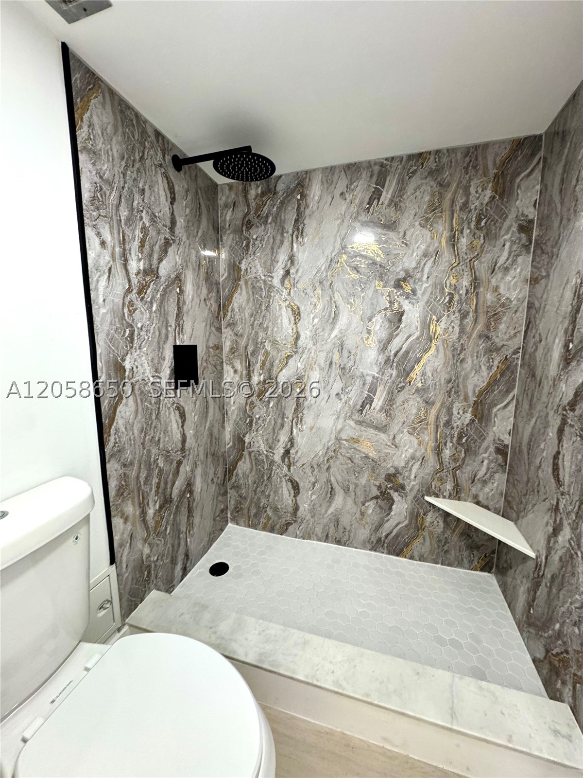ARLEN HOUSE CONDO - Residential