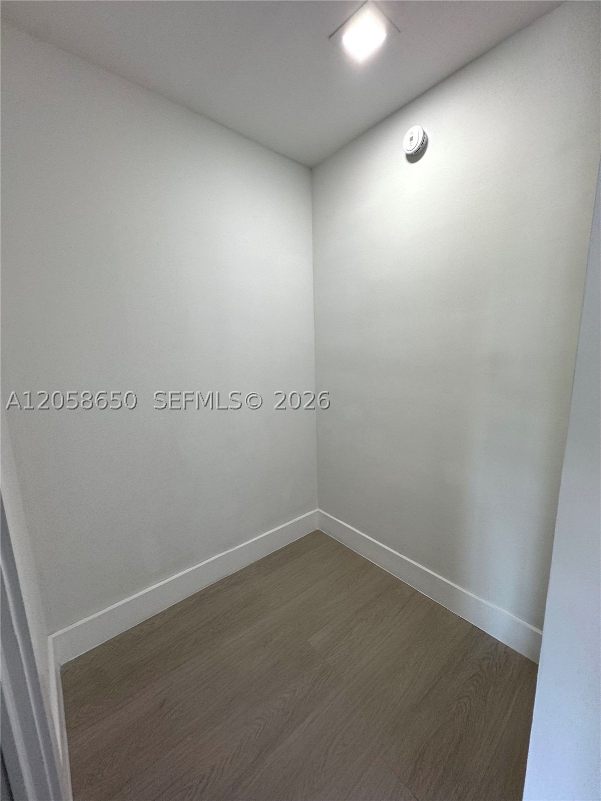 ARLEN HOUSE CONDO - Residential