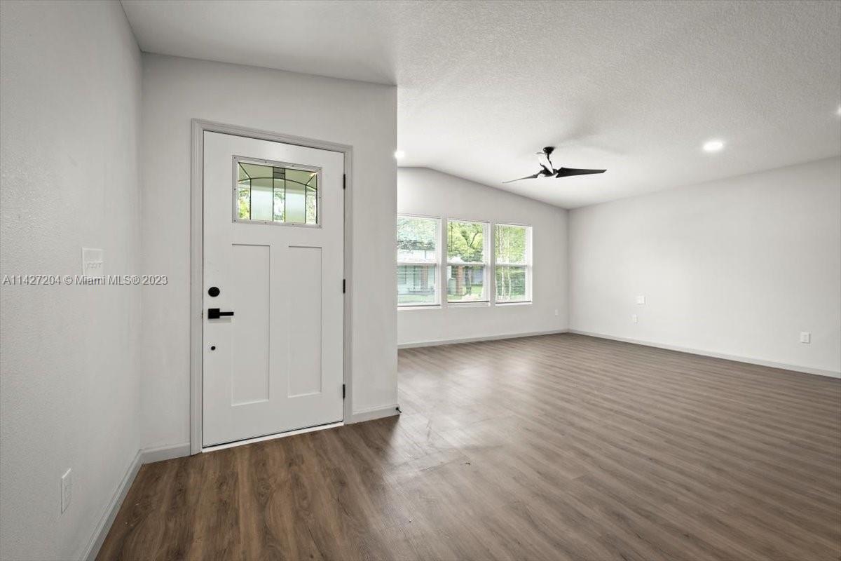 MONCRIEF PARK - Residential Lease