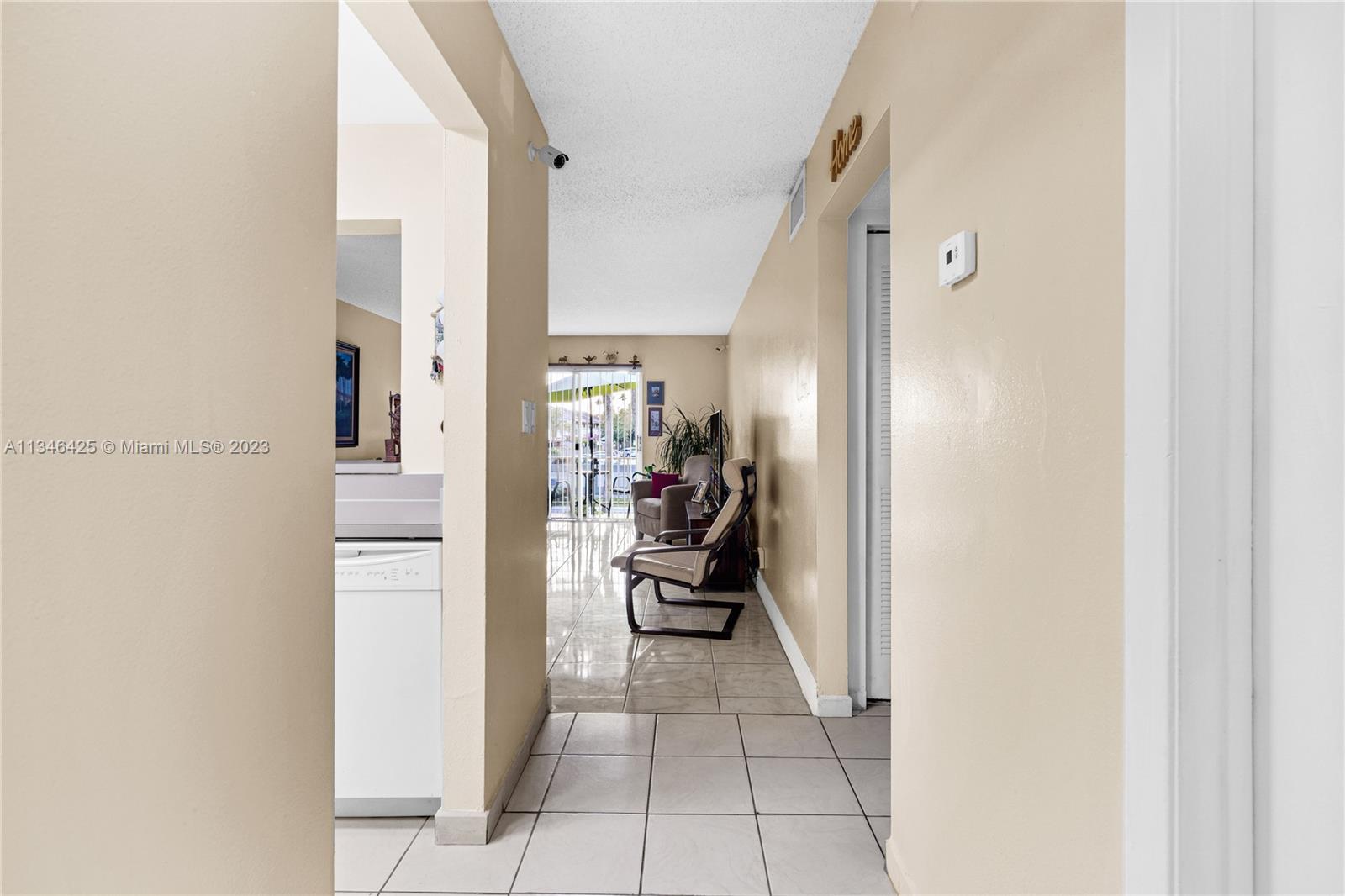 VENETIAN GARDENS AT COUNT - Residential