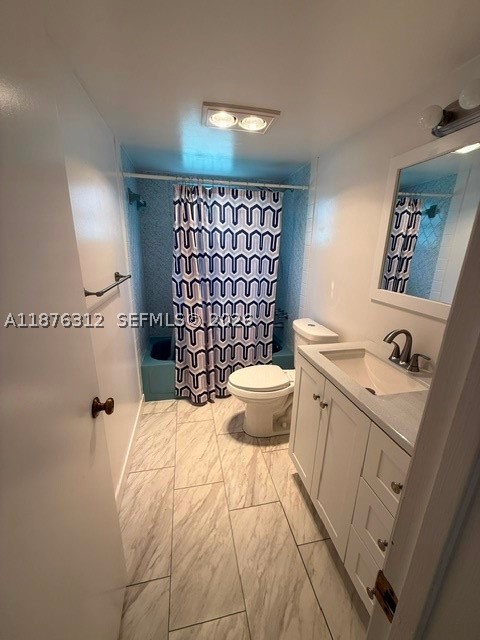 MEADOWBROOK LAKES CONDO - Residential