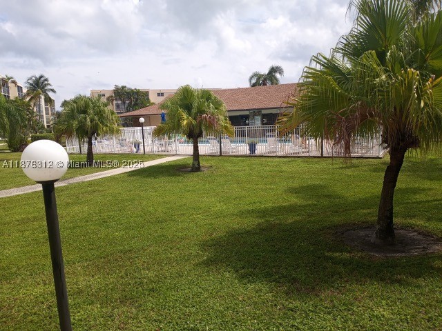 MEADOWBROOK LAKES CONDO - Residential