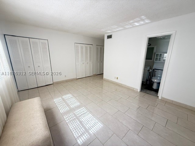MEADOWBROOK LAKES CONDO - Residential