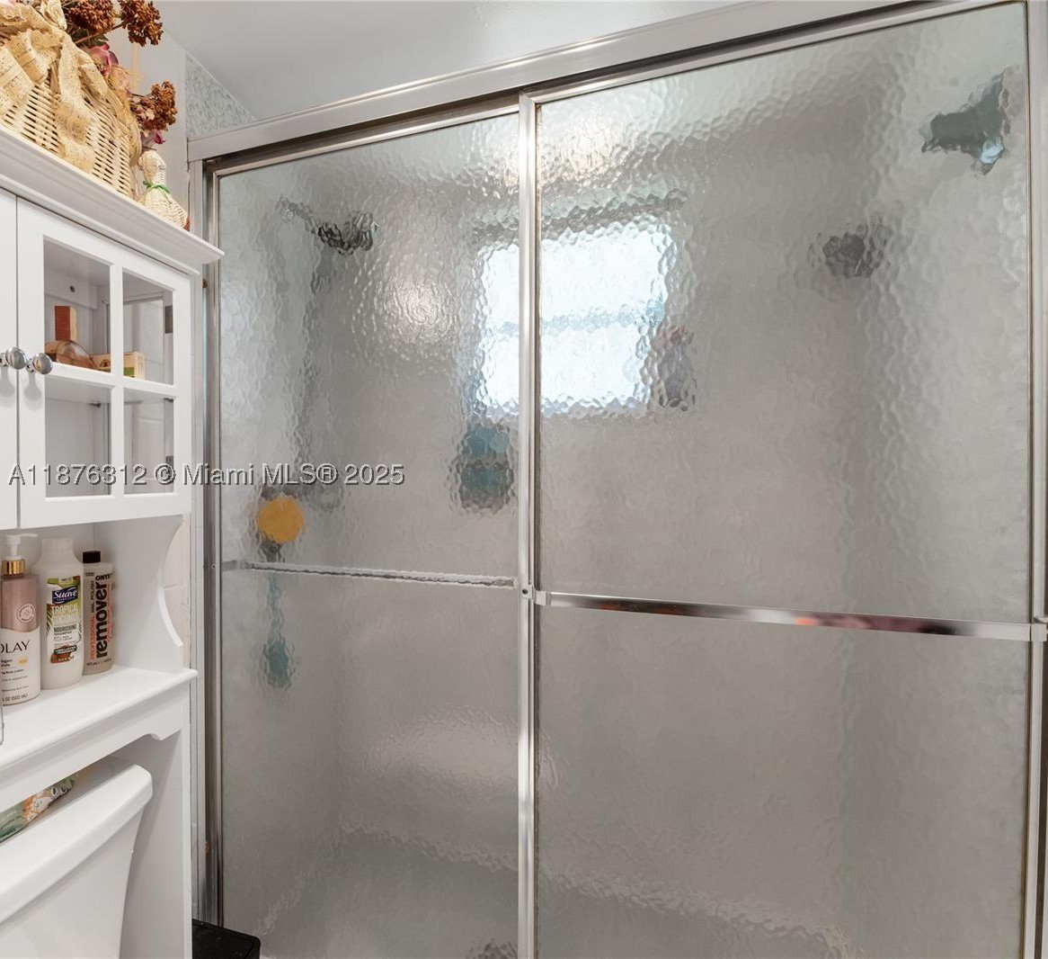 MEADOWBROOK LAKES CONDO - Residential