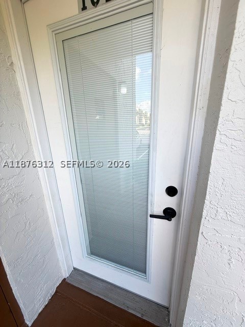 MEADOWBROOK LAKES CONDO - Residential