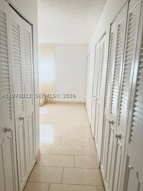 MEADOWBROOK LAKES CONDO - Residential