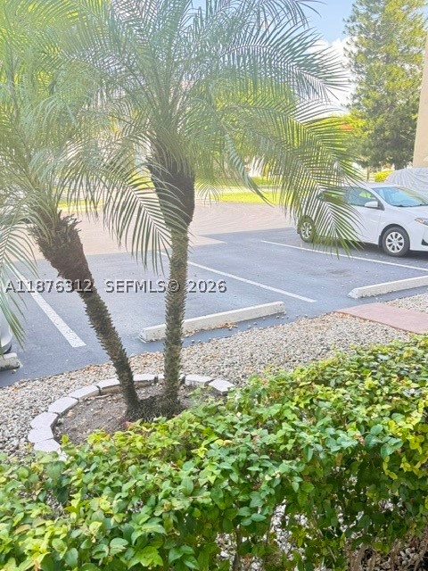 MEADOWBROOK LAKES CONDO - Residential
