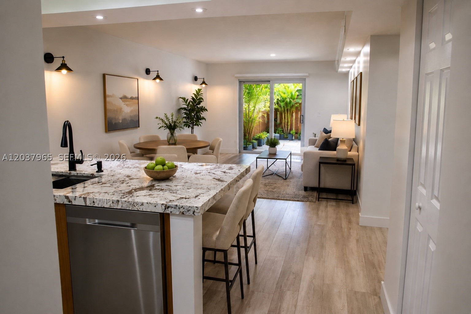 SUNWOOD CONDO - Residential