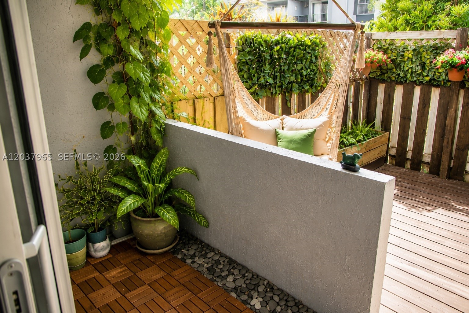 SUNWOOD CONDO - Residential