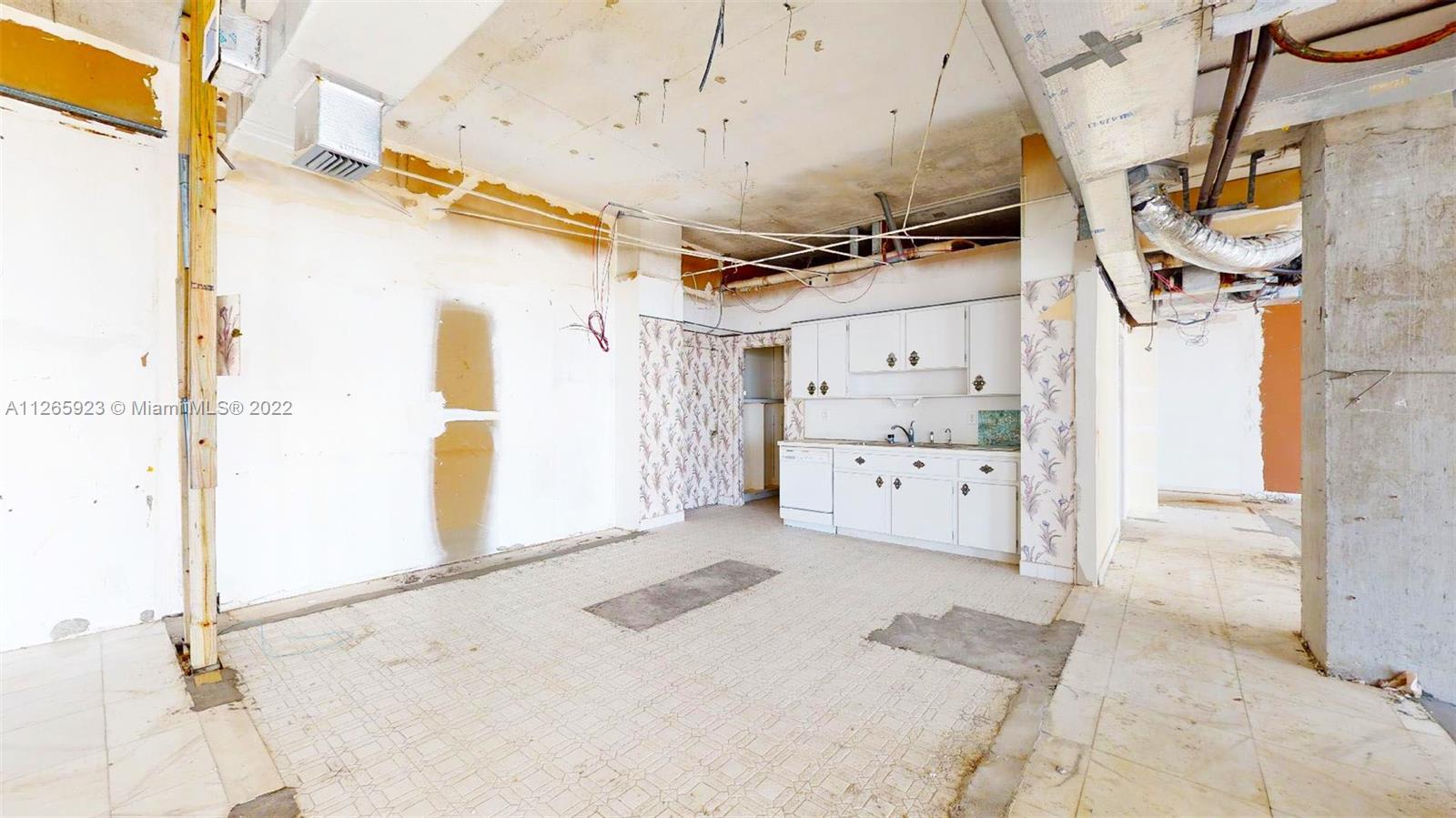 BAL HARBOUR 101 CONDO - Residential