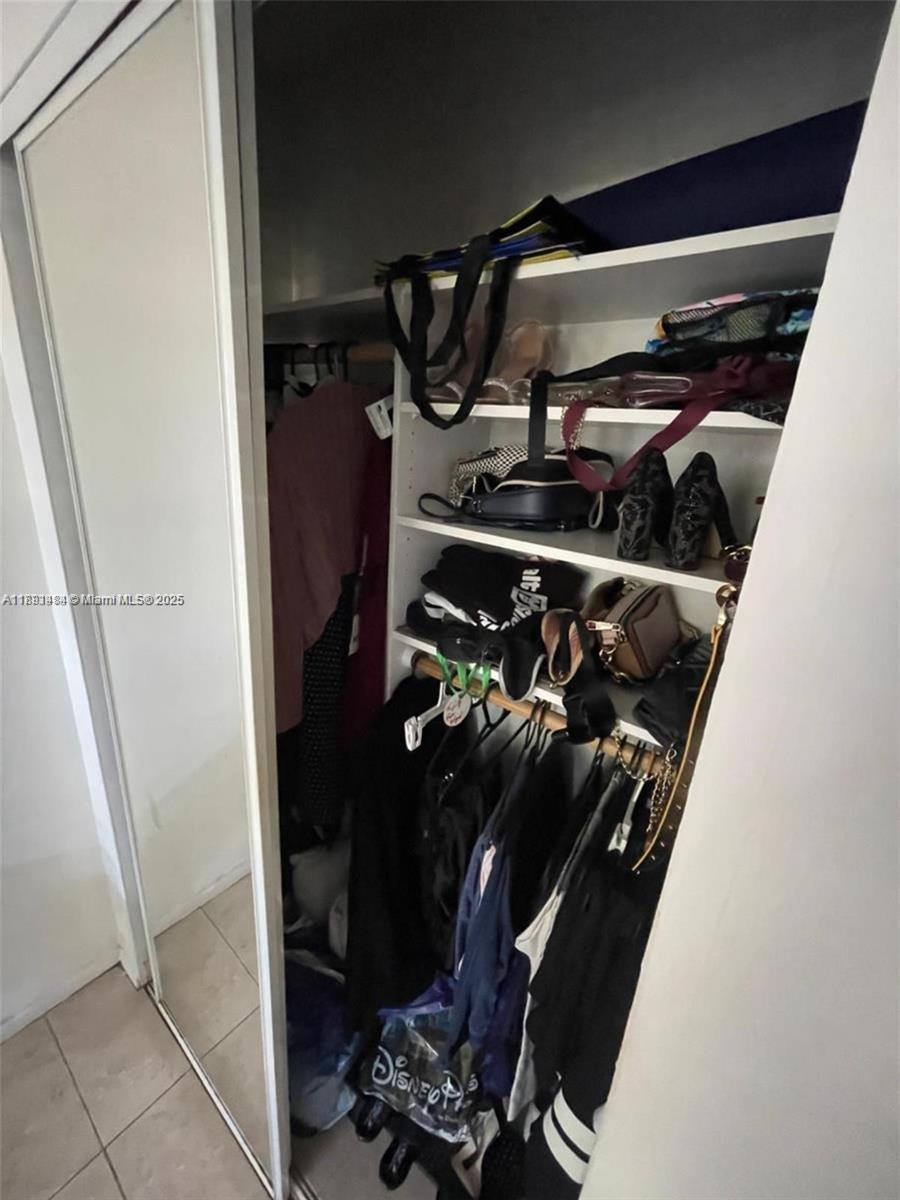 Live Oak Condominiums - Residential